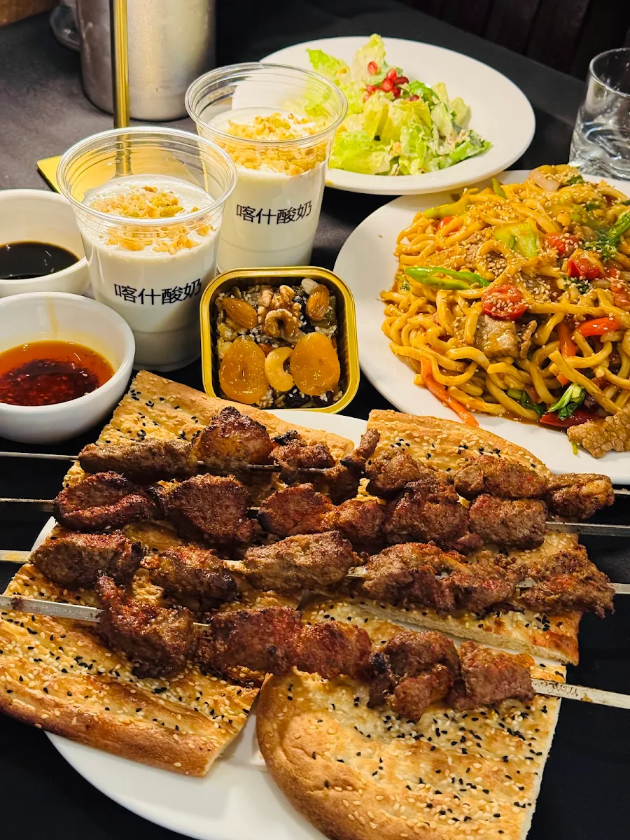 spicy lamb kebab combo 羊肉串套餐